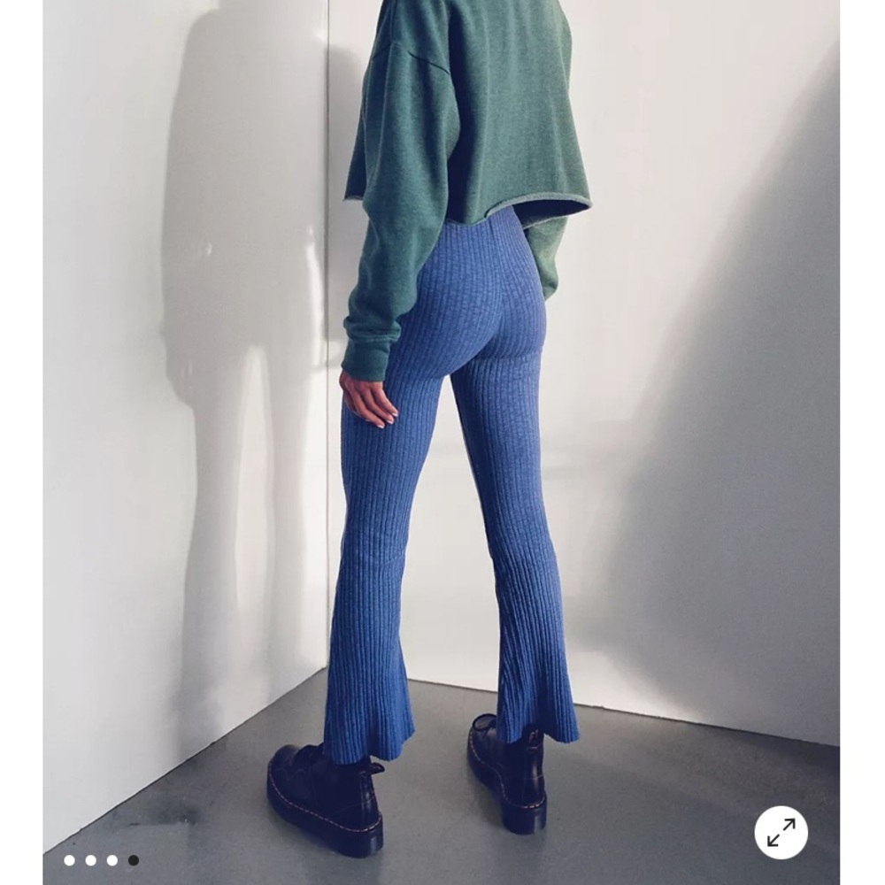 UO Crop Velvet Flare Pants